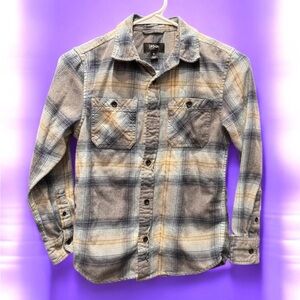Urban Pipeline Blue Plaid Shirt boys SMALL
